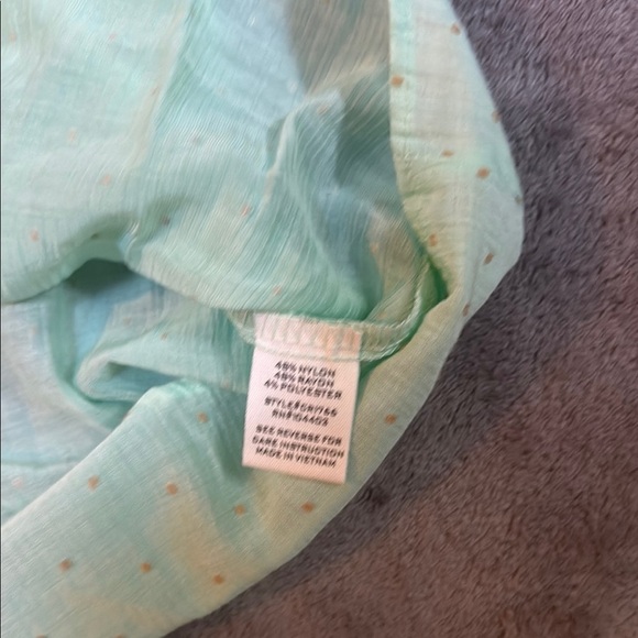 Mine Green Puff Sleeve‎ Ruffled Blouse - Picture 6 of 7